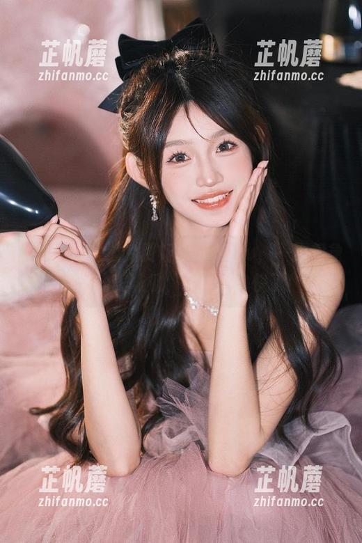 一边免费畅享51cgw，一边想象身边的美味瓜，哇，太愉快了！