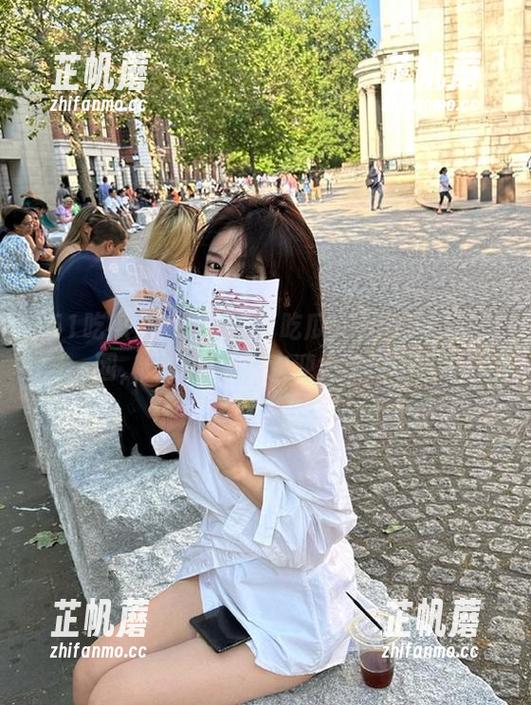 看！又是51吃瓜fun网站的亲友团，好戏上场，欢迎大家捧场！