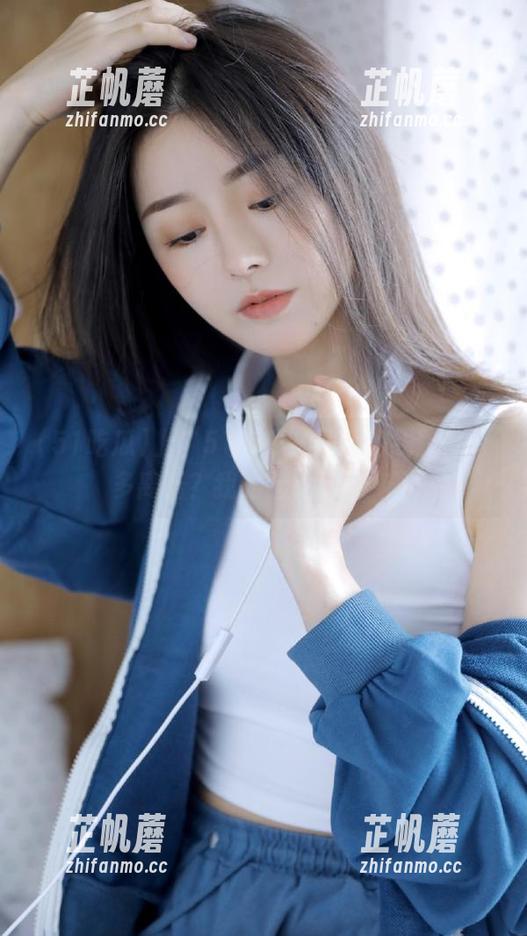 上“51吃瓜”网站的线路都有多离谱？我的脑补已经瘫了