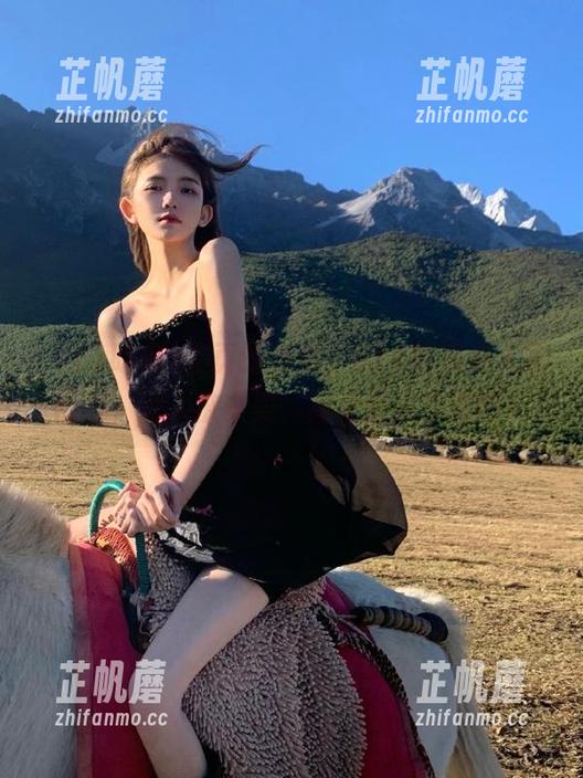 911吃瓜 首页的特供,911吃瓜有人被围攻,有人被赞美,简直画风多变啊。