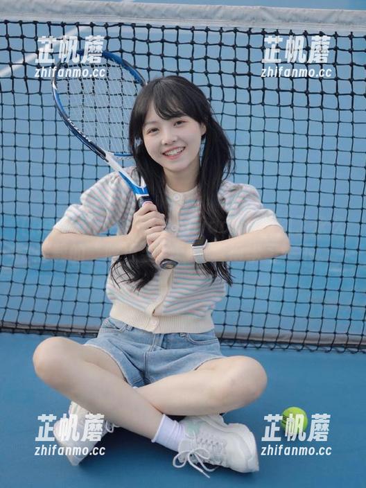 今天在heiliao.su找到了永久连载的“吃瓜姿势”，真得学习一下。