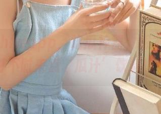 hlwapp，吃瓜神器，根本停不下来，时不时来点‘瓜汁’饮料也不错！