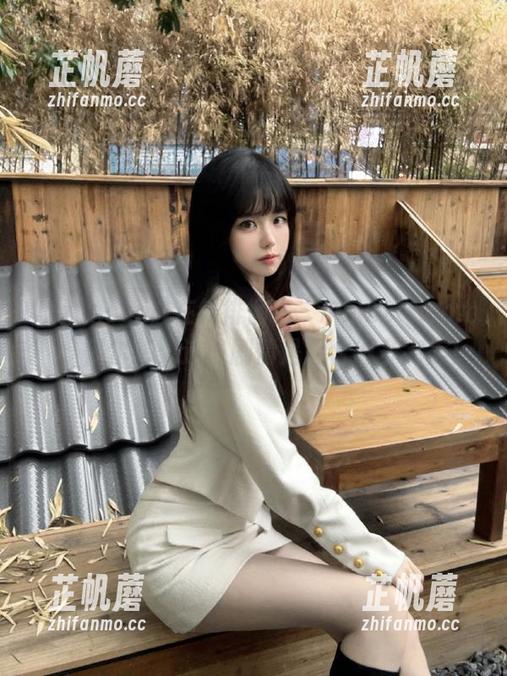 在线徘徊在“mmzztt.com”，偶尔想：这些剧情是配合得多完美！