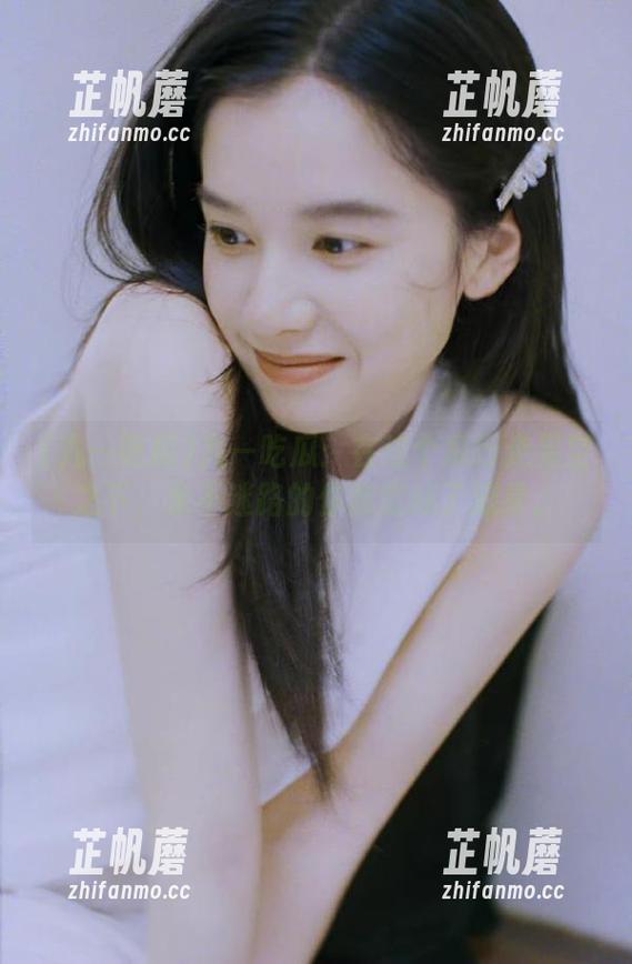 九一吃瓜 九一吃瓜:在这个瓜行走星空之下,永不迷路的你我变成了流星。