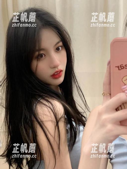 九一吃瓜 “九一吃瓜”不断拓展的线路,瓜田如梦似幻。
