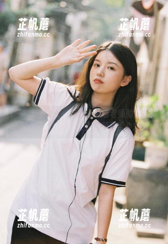 五一吃瓜：娜娜老师的人气再度上升，她的永久直播间是否会爆？