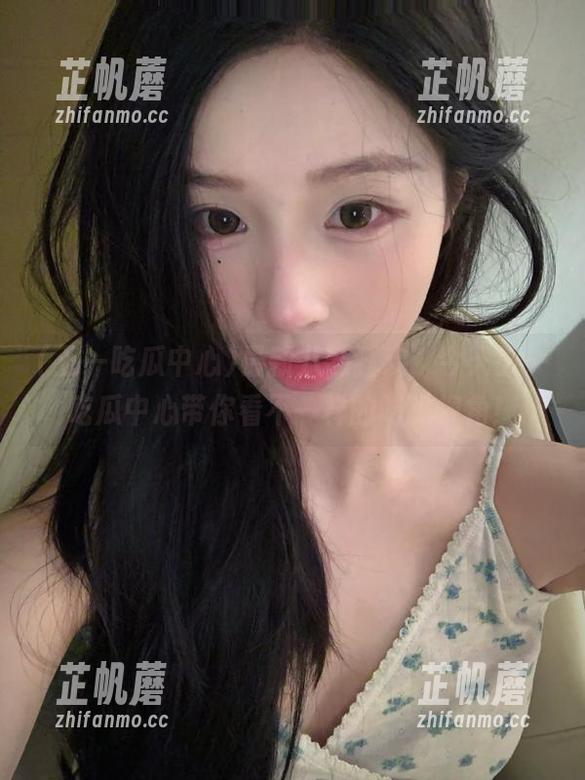 最新八卦狂欢，今天五一吃瓜中心带你看不一样的吃瓜视角！