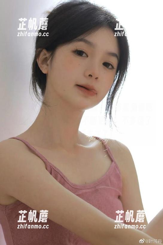 错过就是错过，微信里免费吃瓜的网红视频传送门不断更新，不多说了，我要拿爆米花了！