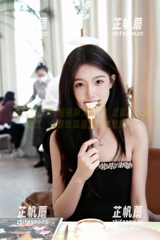 网红视频大汇总！走过路过别错过，免费吃瓜最完美的线路！