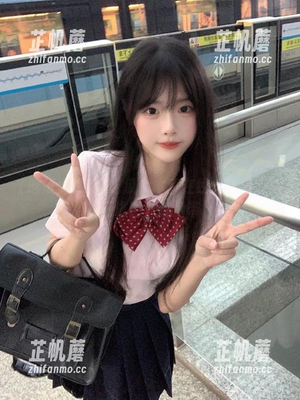吃瓜大本营在线：让你无处可逃的八卦地带