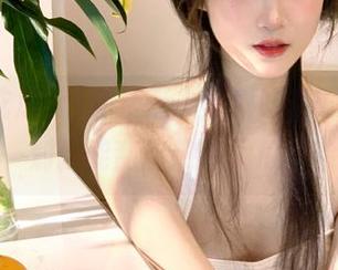 免费逛“黑料吃瓜网”，随手一划就能刮出热点大瓜，哈哈